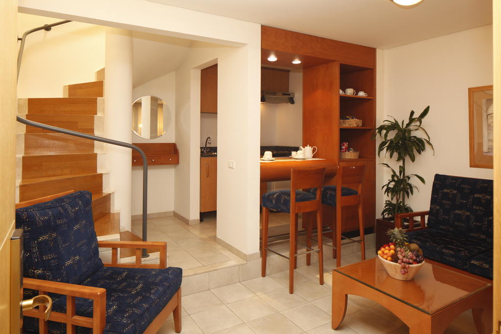 Фото Carlton Al Moaibed Hotel