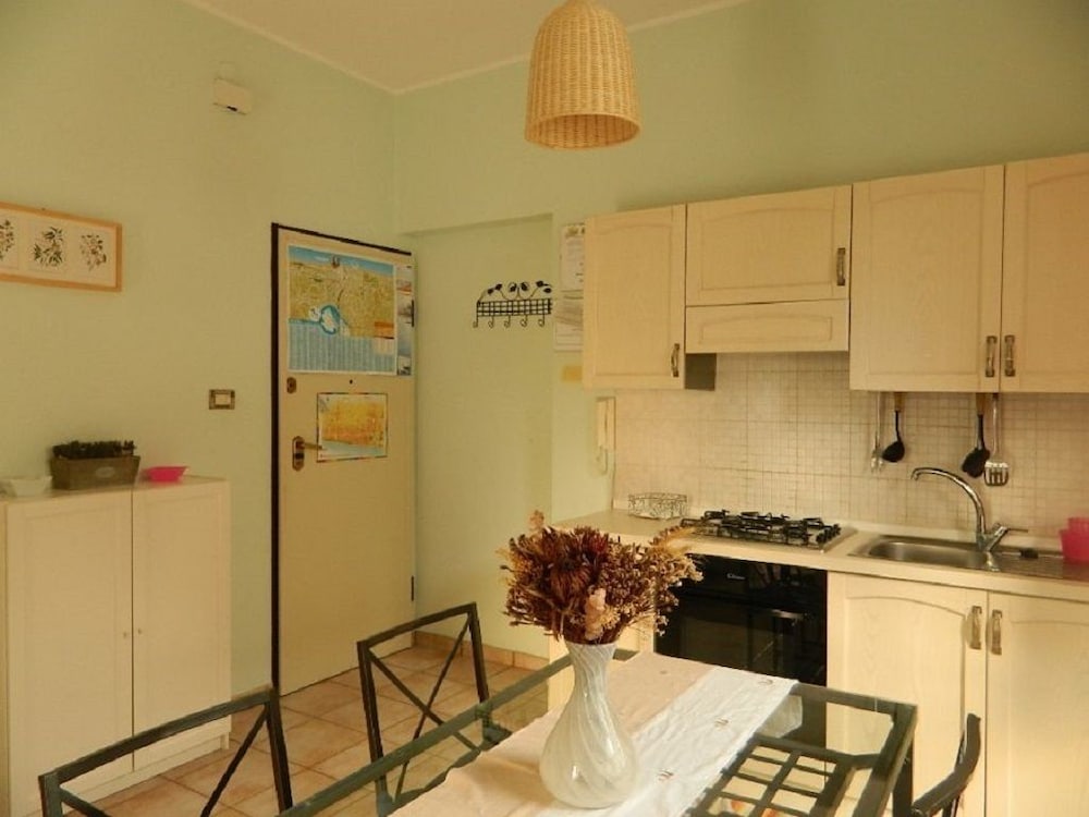 Фото Bed And Roses