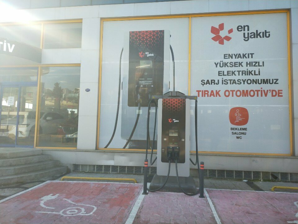 Electric car charging station En Yakıt, Izmir, photo
