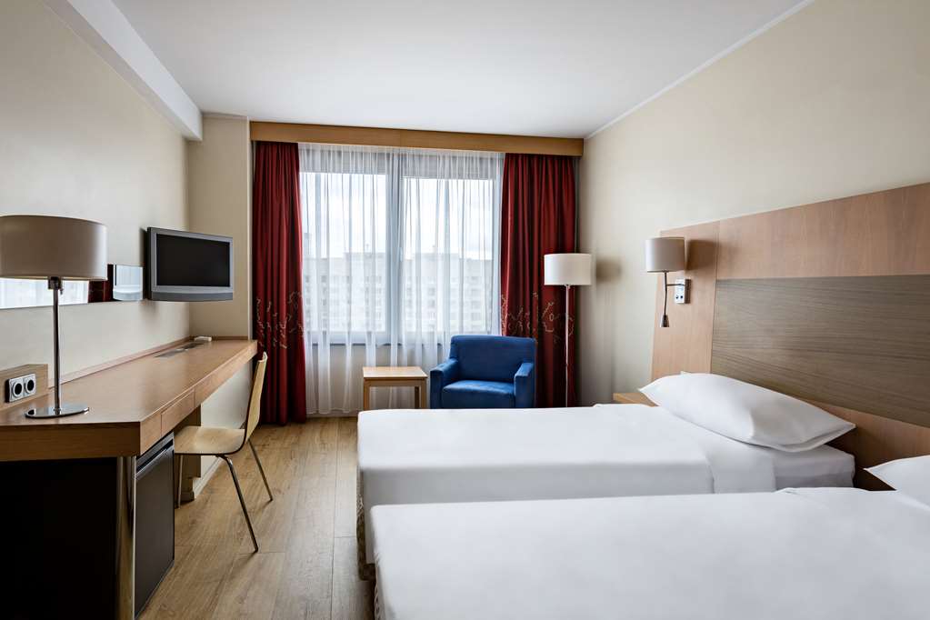 Фото Cosmos St. Petersburg Pribaltiyskaya Hotel