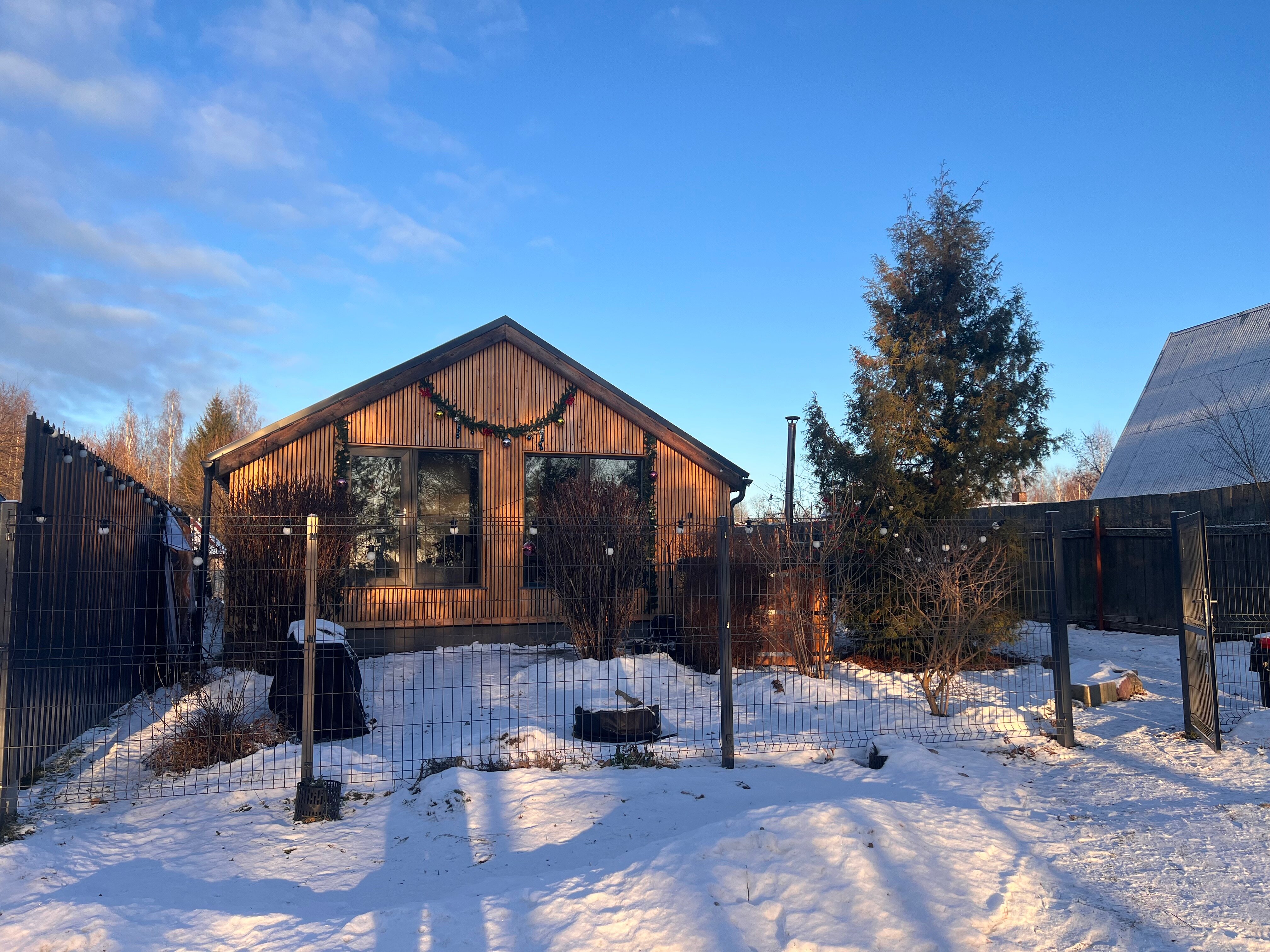 Фото Дом на Первой линии Волги