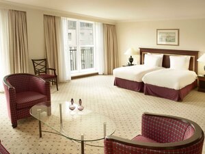Гостиница Hilton Antwerp Old Town
