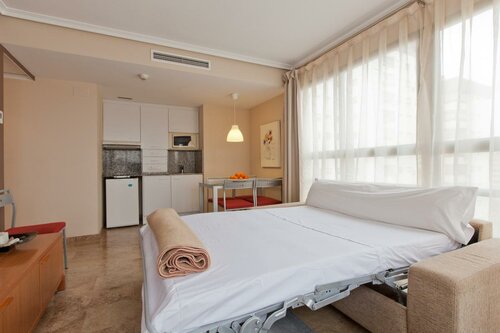 Апартаменты Apartamentos Plaza Picasso в Валенсии