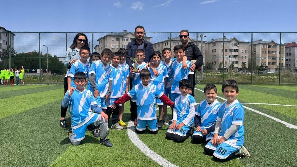 School 23 Nisan Middle School, Aziziye, photo