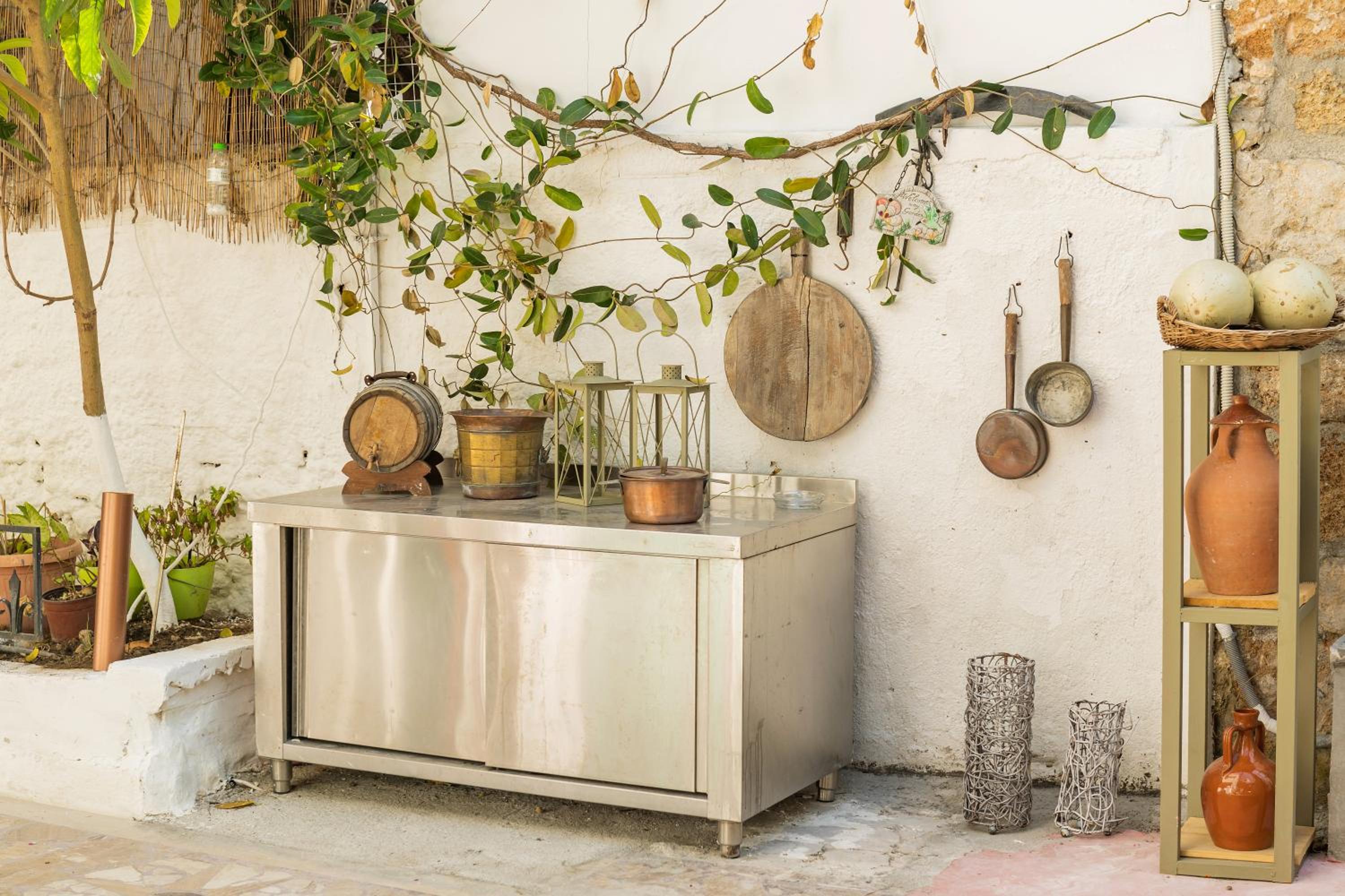 Фото Lefka Hotel, Apartments & Studios