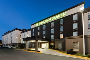 Гостиница Wyndham Garden Monterrey Aeropuerto