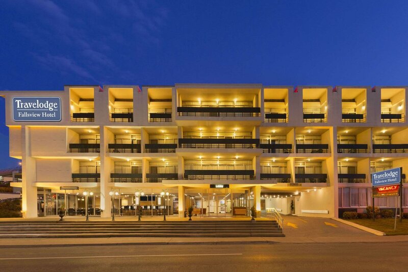 Гостиница Travelodge Fallsview Hotel в Ниагара-Фолс