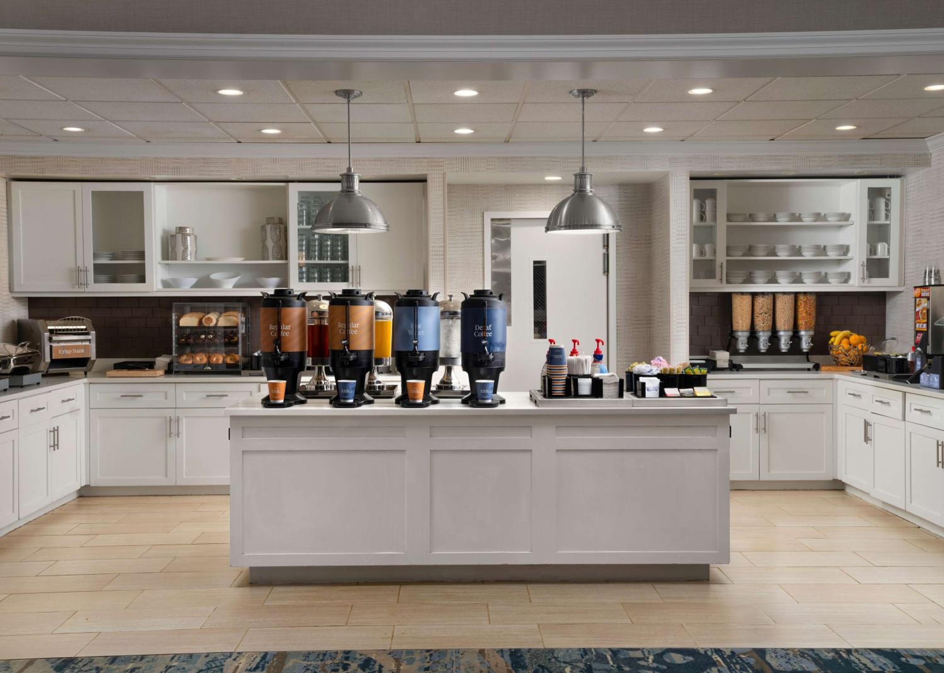 Фото Homewood Suites by Hilton Somerset