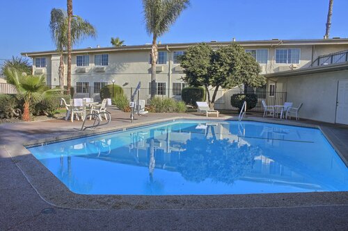 Гостиница Motel 6 Merced, Ca в Мерседе