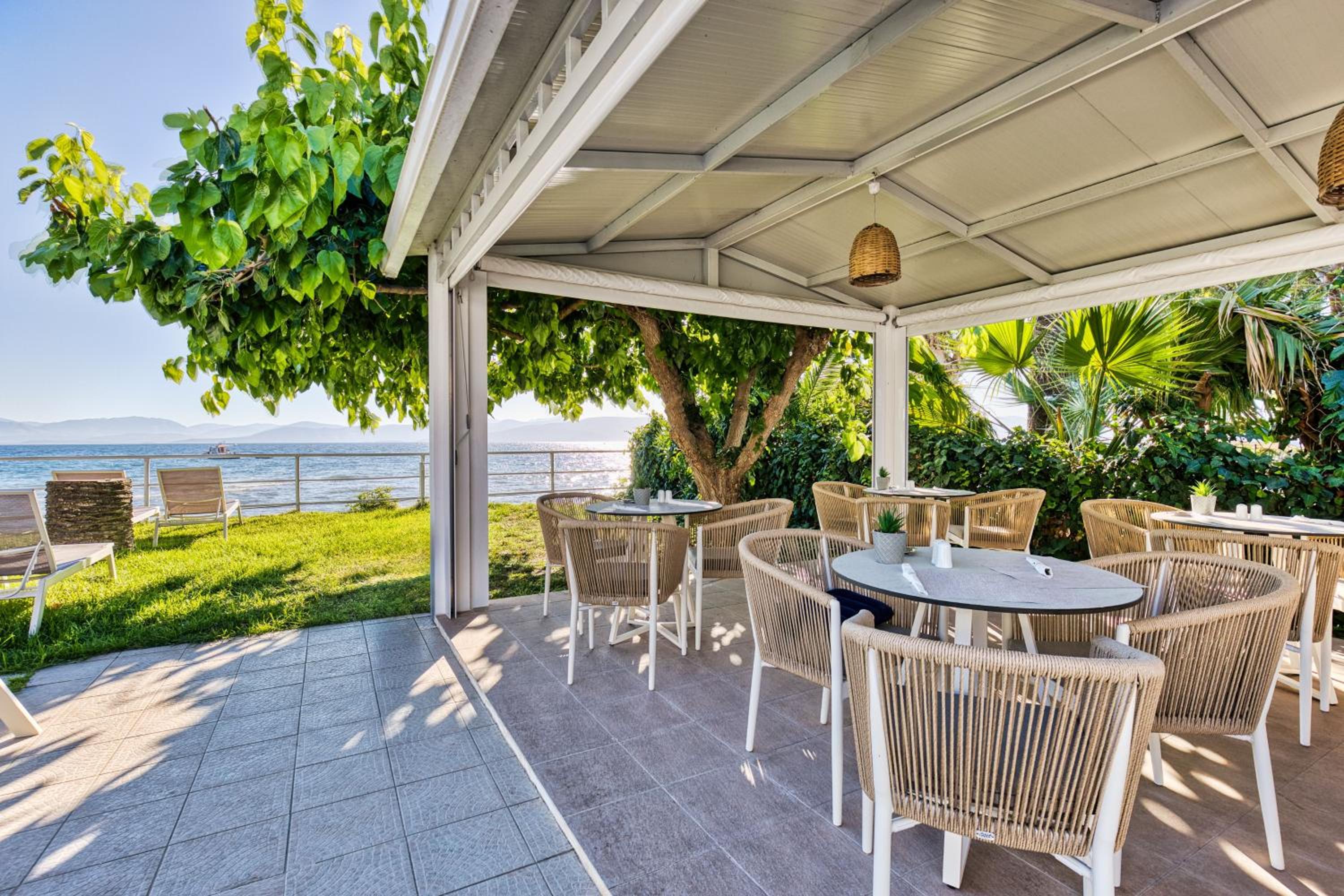 Фото Sirocco Hotel