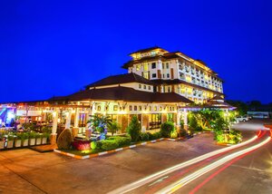 Гостиница Royal Nakhara Hotel Nongkhai в Нонгкхае