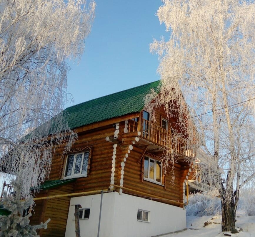 Фото Теремок в горах
