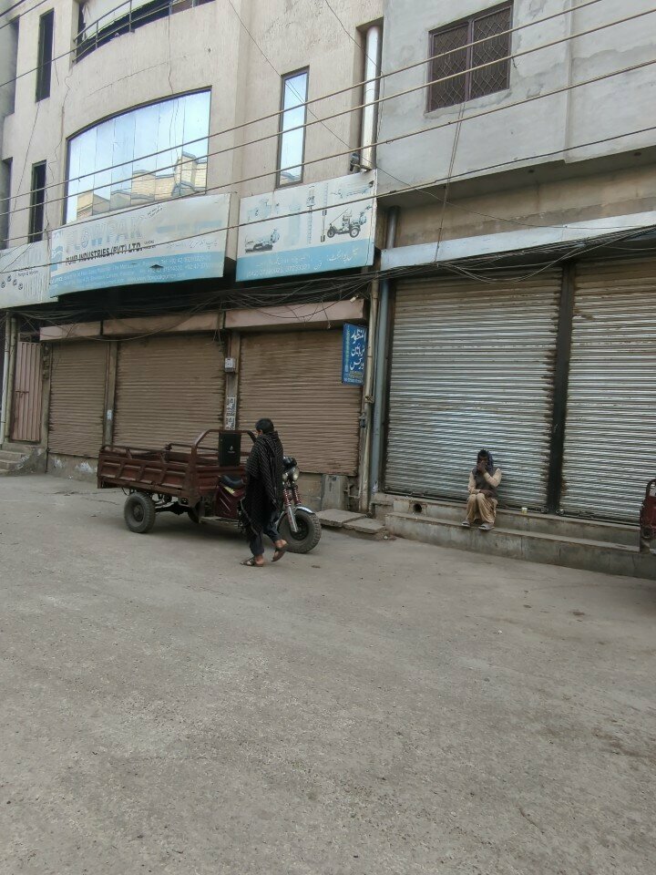 Metalwork Al manzoor turbine works, Lahore, photo