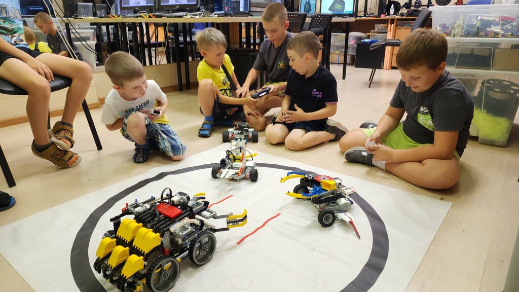 Educación adicional Shkola modelizma i robototekhniki StartJunior, , foto