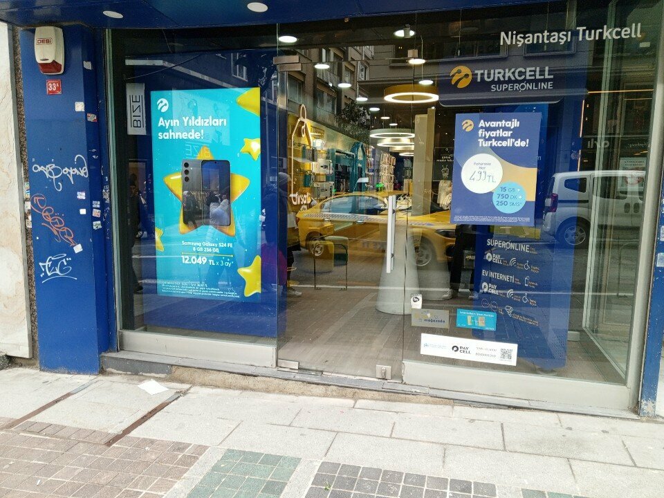 Mobile phone store Turkcell, Istanbul, photo