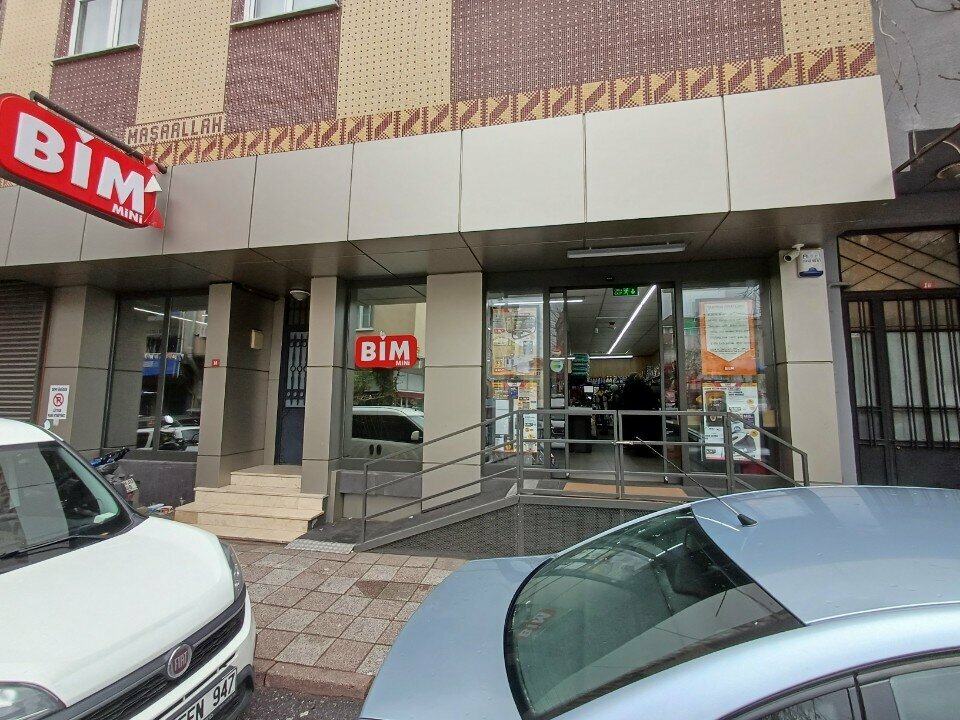 Supermarket Bim, Istanbul, photo