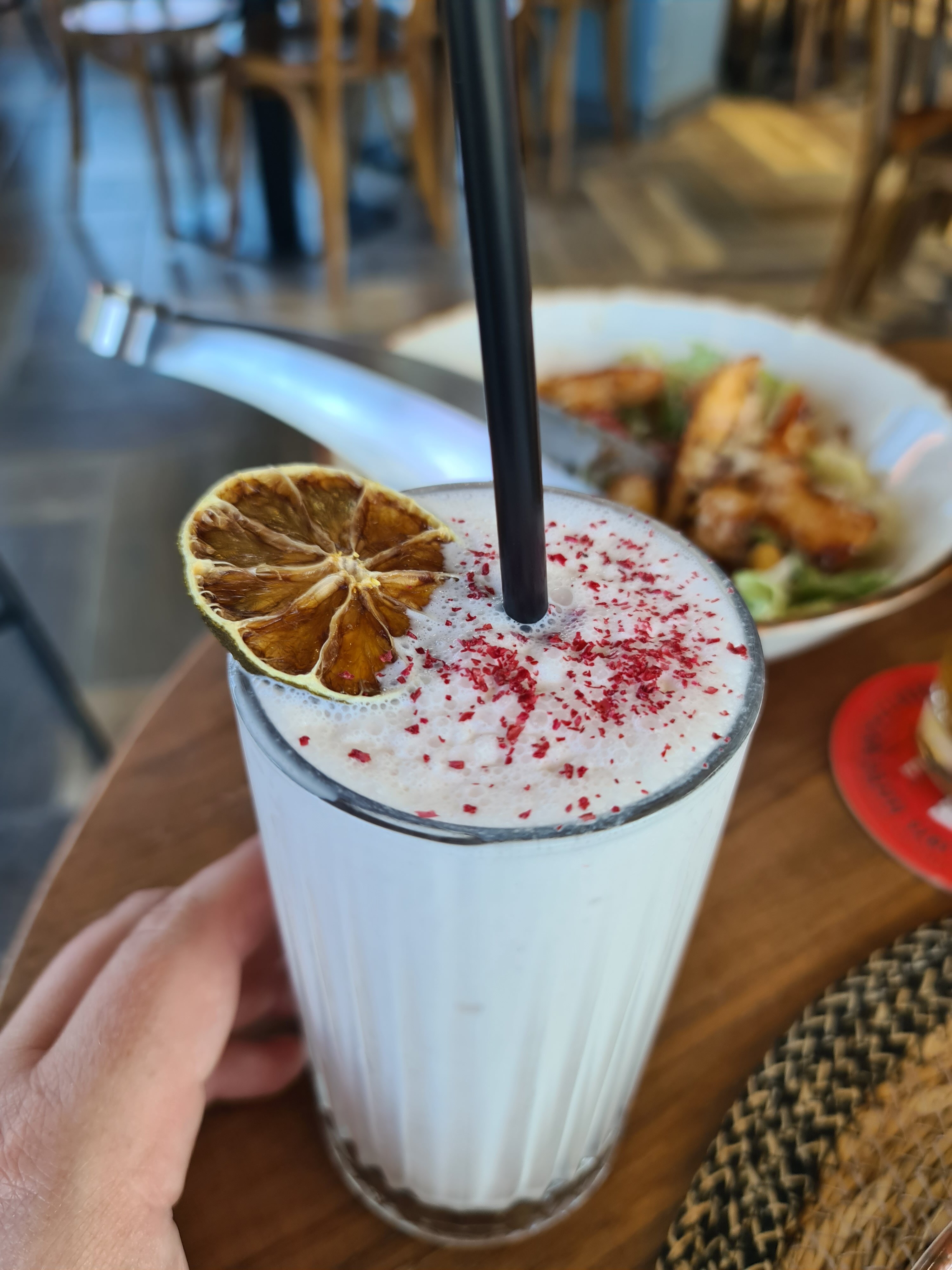 Фото Level Up Hotel & Restaurant