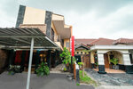 Oyo 2285 Art Guest House Syariah