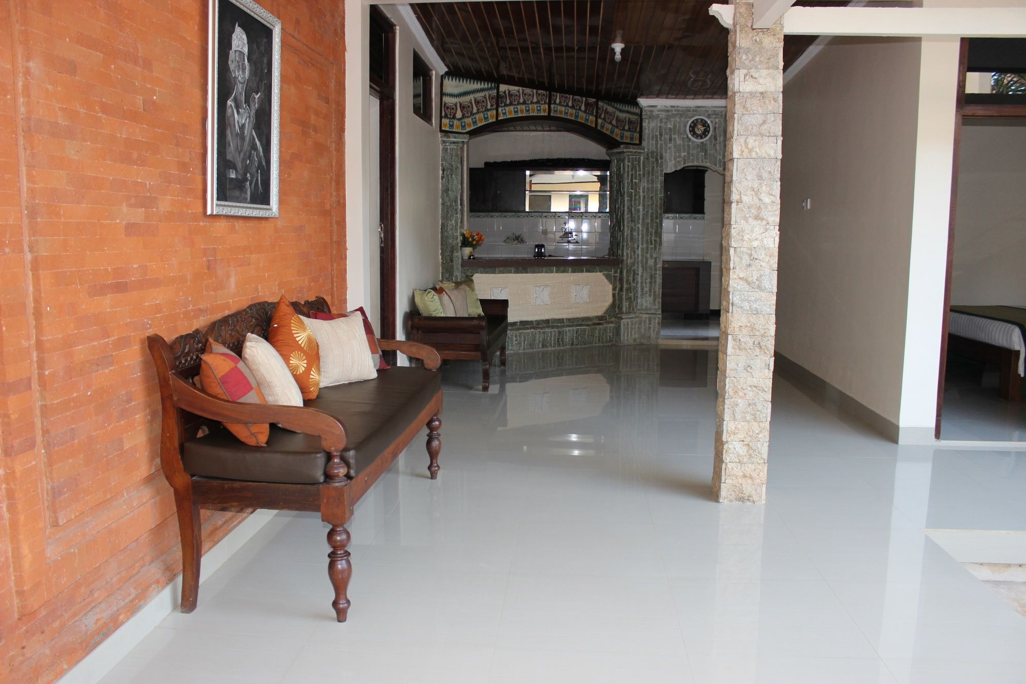 Фото Blanjong Home Stay