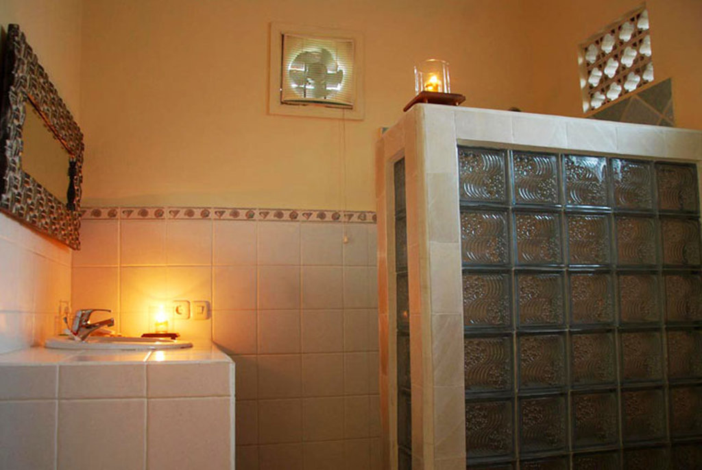 Фото Poinciana Resort Bali