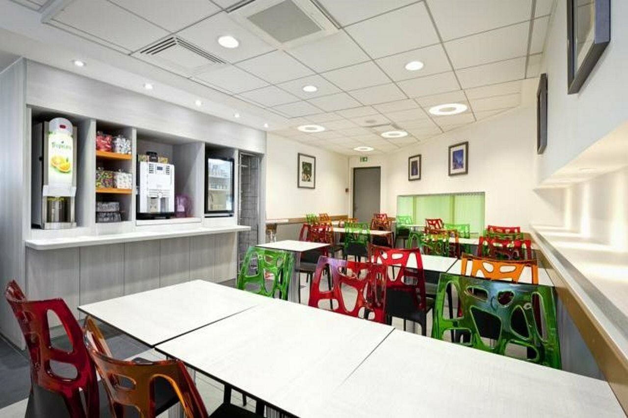 Фото Premiere Classe Lyon Centre - Gare Part Dieu