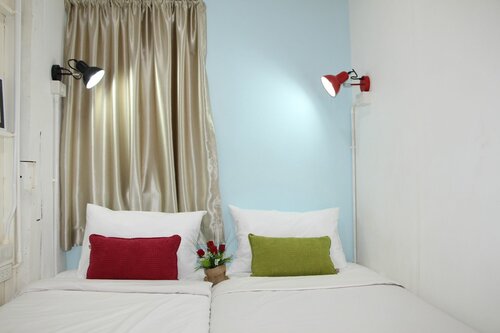 Гостиница Zleep Inn Chiang Mai - Hostel в Чиангмае
