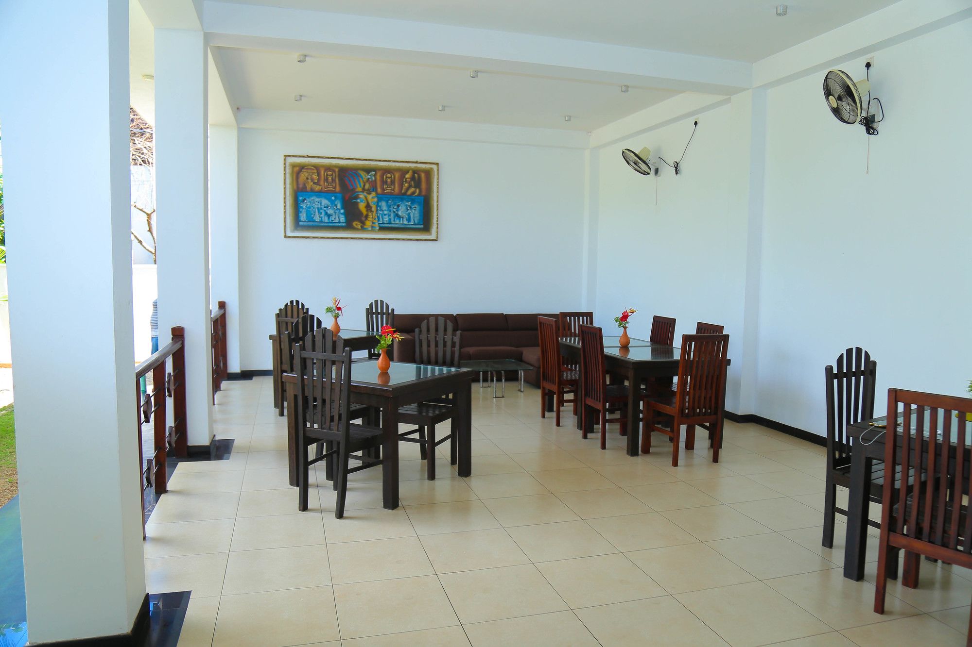 Фото Aurora Hotel & Restaurant