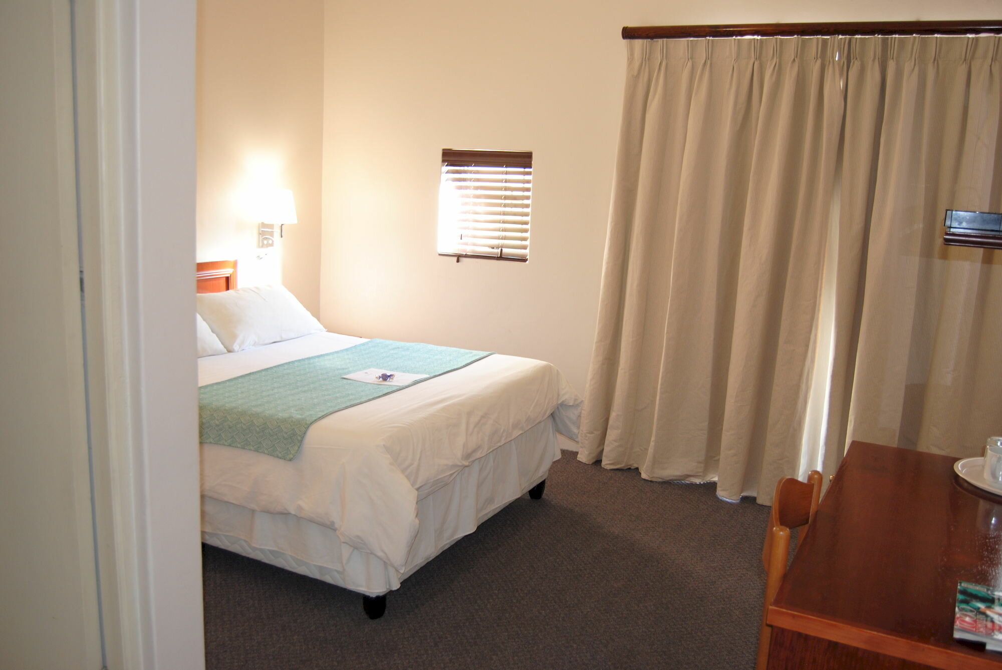 Фото Broadway Guesthouse