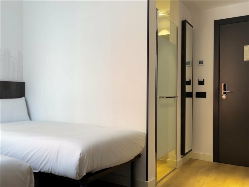 Фото EasyHotel Madrid Centro Atocha