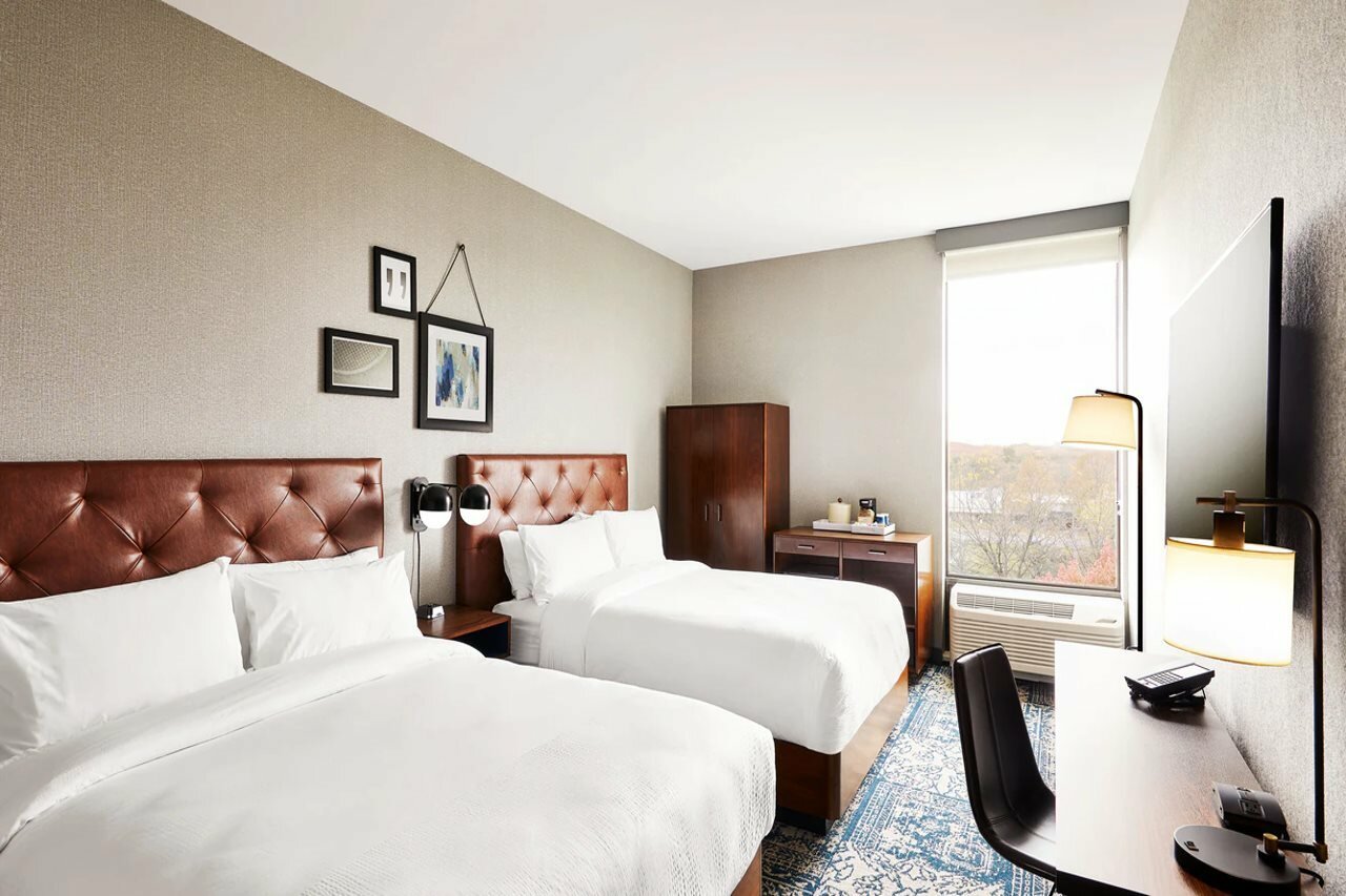 Фото Four Points by Sheraton Chicago Westchester/Oak Brook