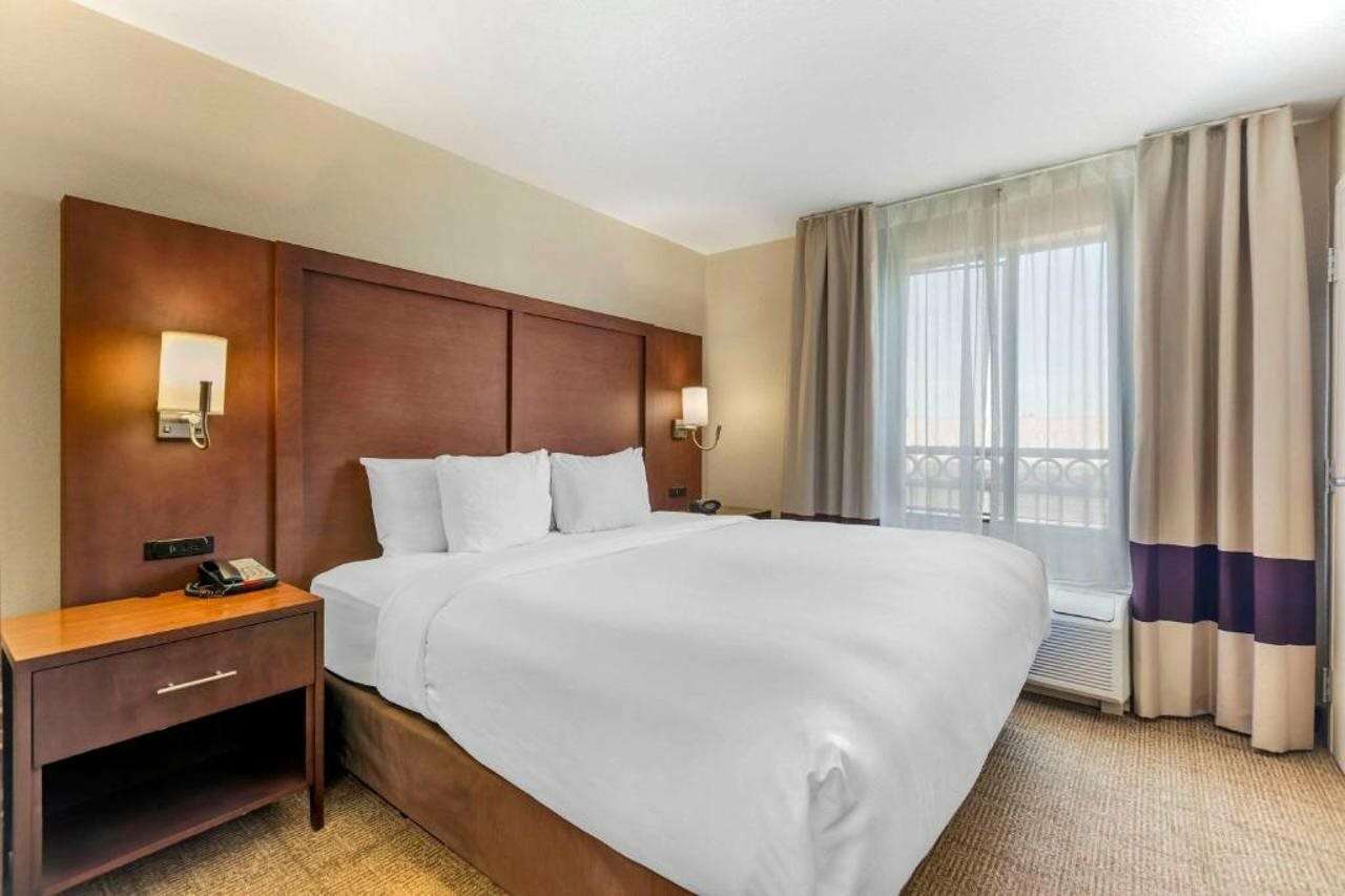 Фото Comfort Suites Blythe