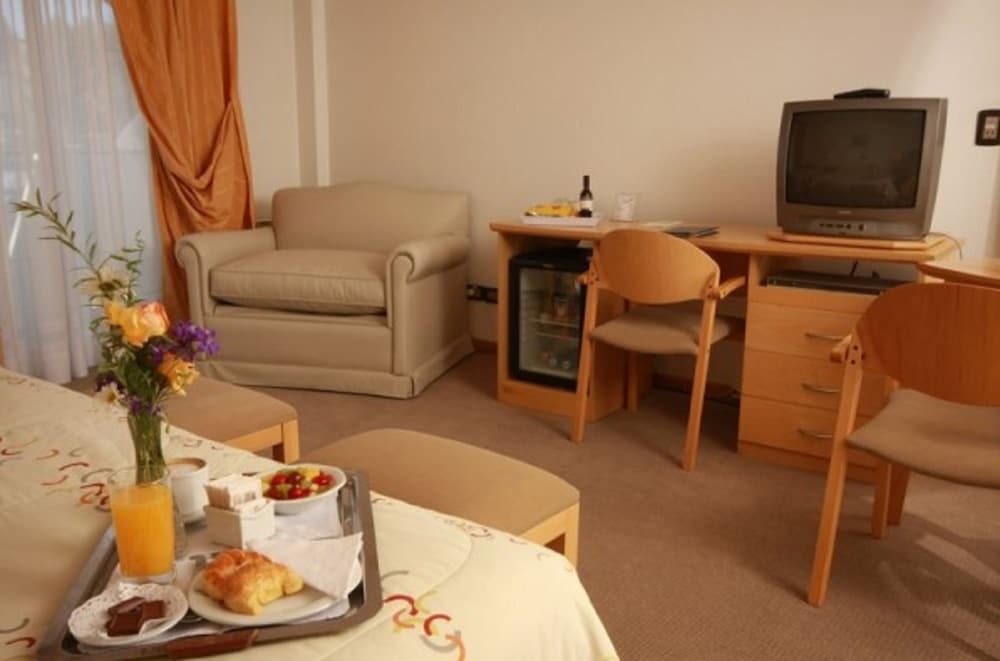 Фото Hotel Ayres del Nahuel