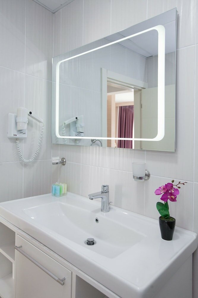 Фото Manolya Hotel