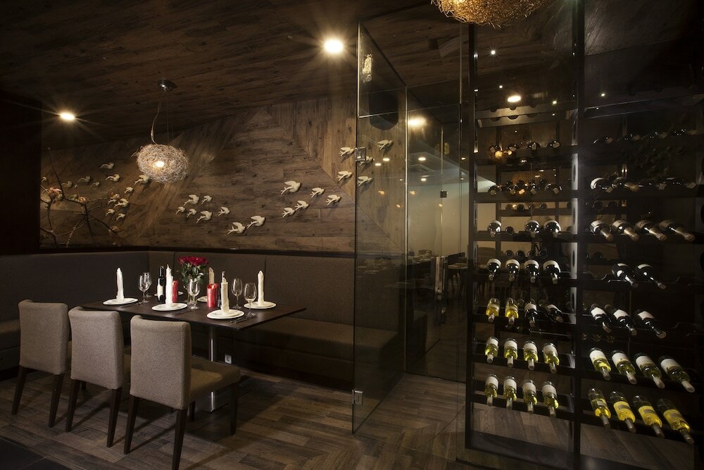 Фото Oak Tree Urban Jakarta