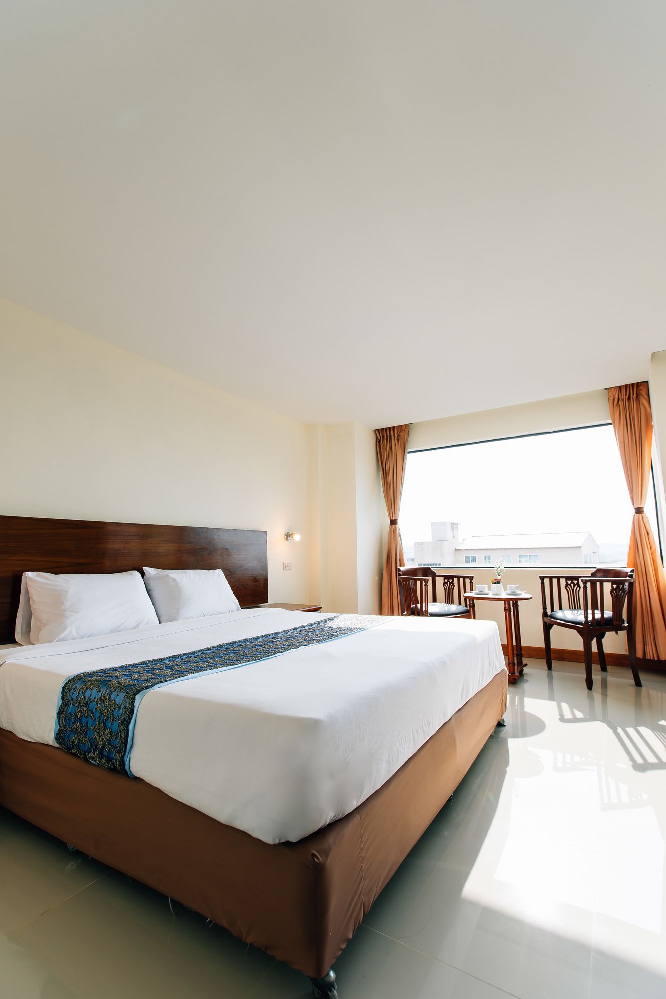 Фото Sinkiat Thani Hotel