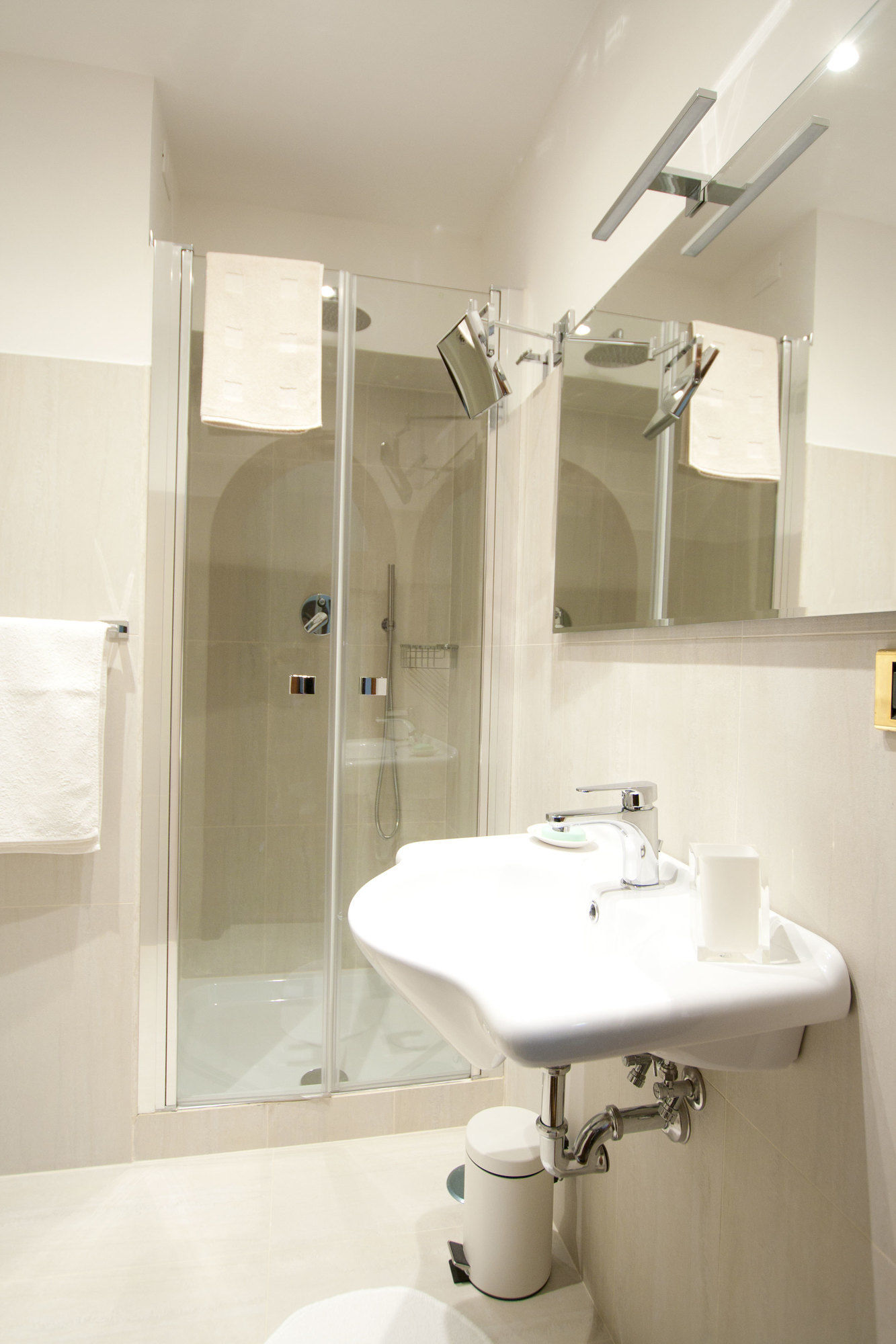 Фото Guesthouse Borromeo Roma