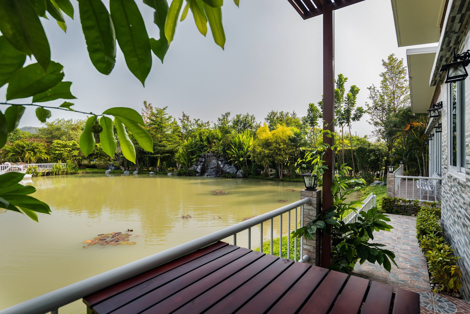 Фото Rai Fahpratan Home and Garden