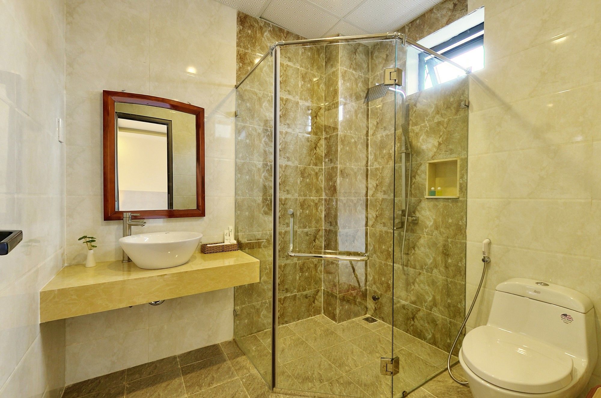 Фото Hoi An Ivy Hotel