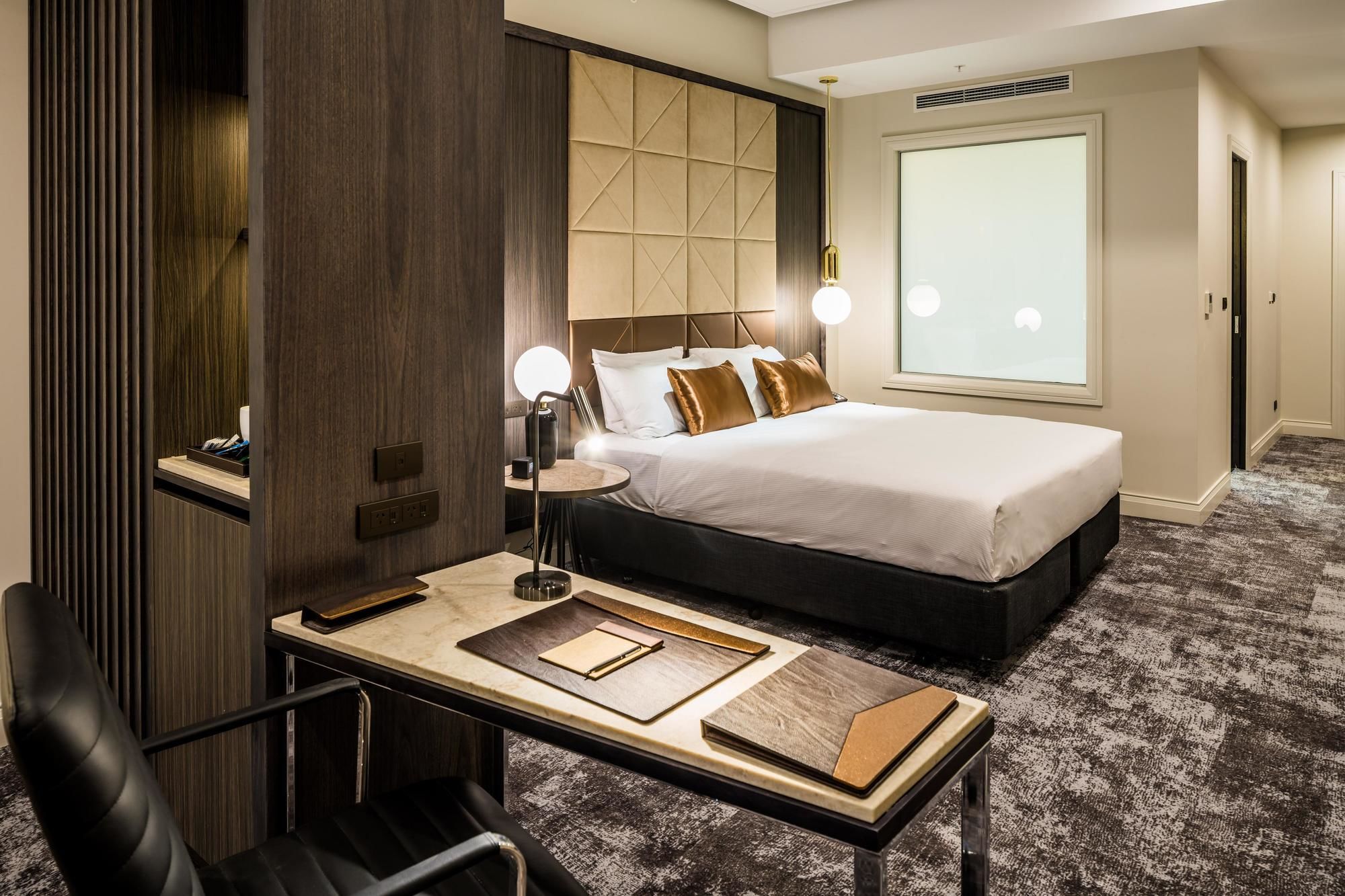 Фото Doubletree by Hilton Wellington