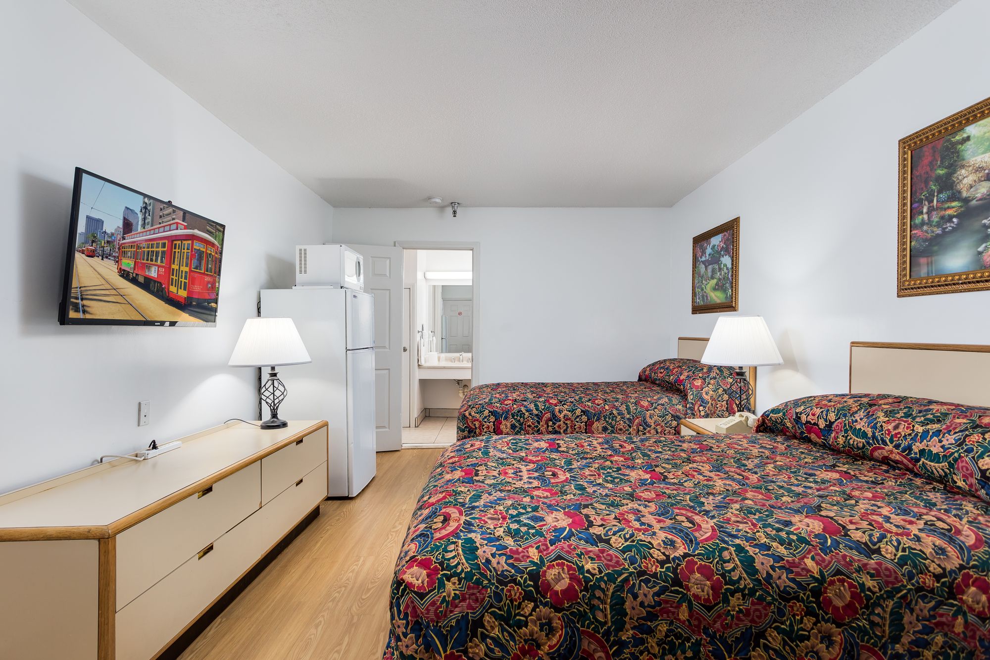 Фото Contempra Inn