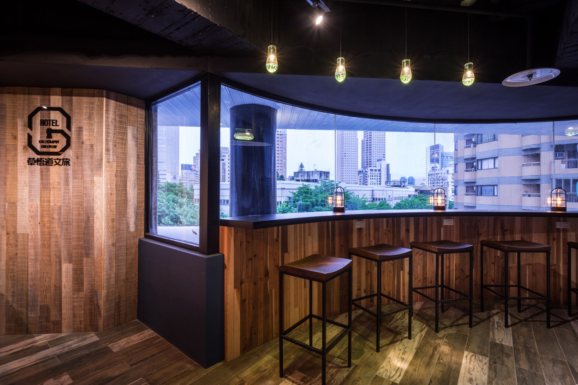 Фото Calligraphy Greenway Hotel