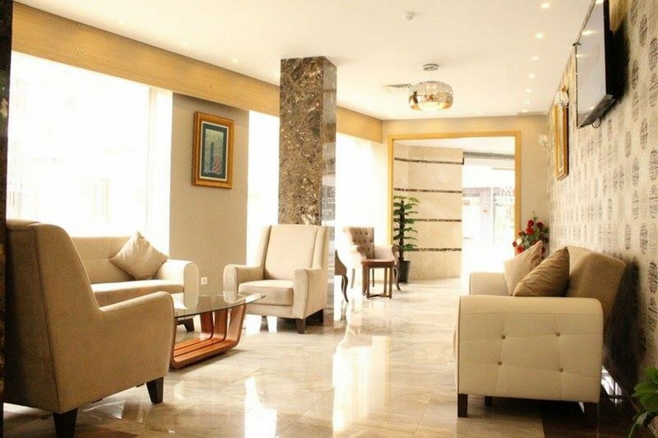 Фото отеля 2