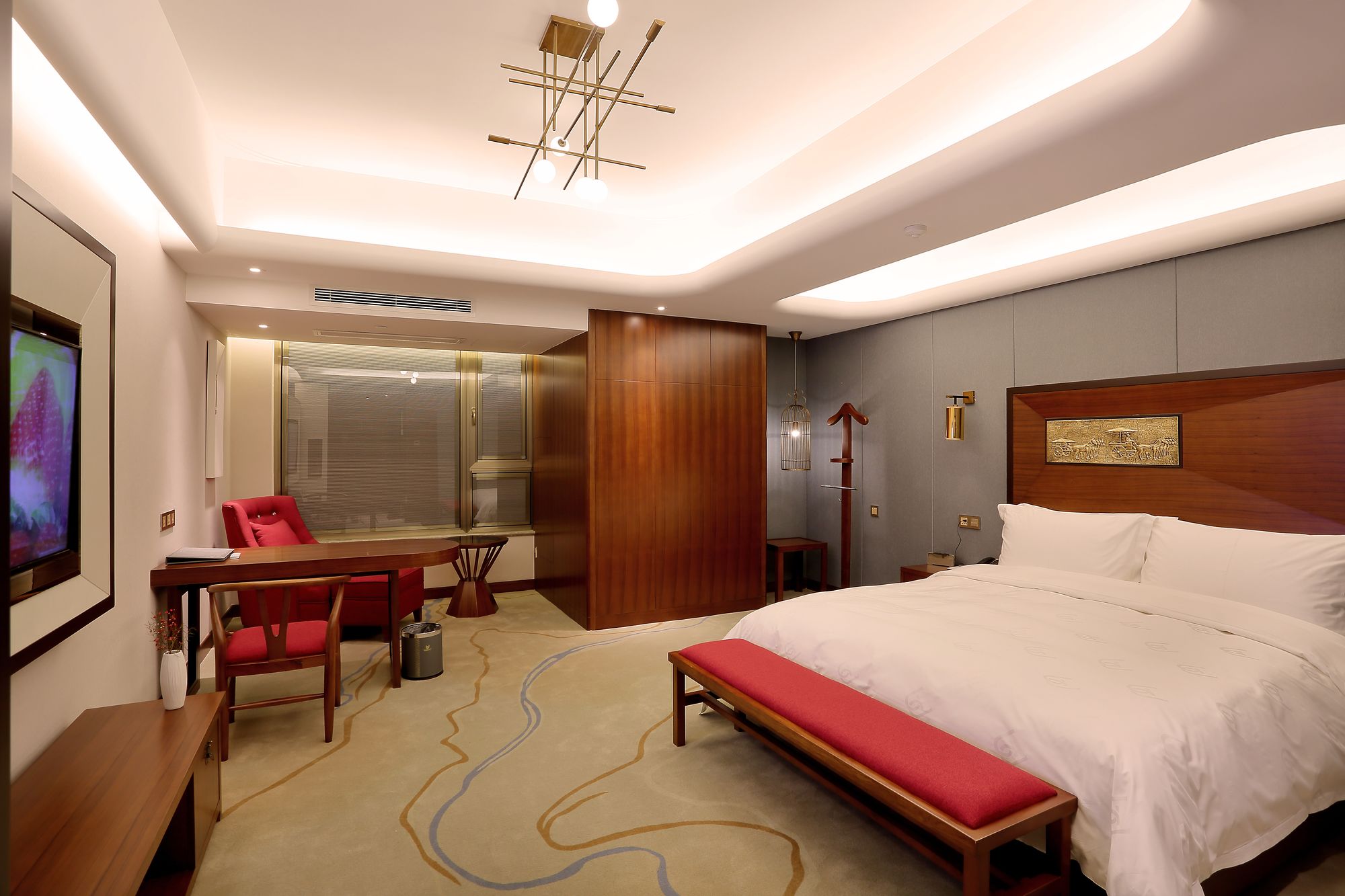 Фото Lujia International Hotel