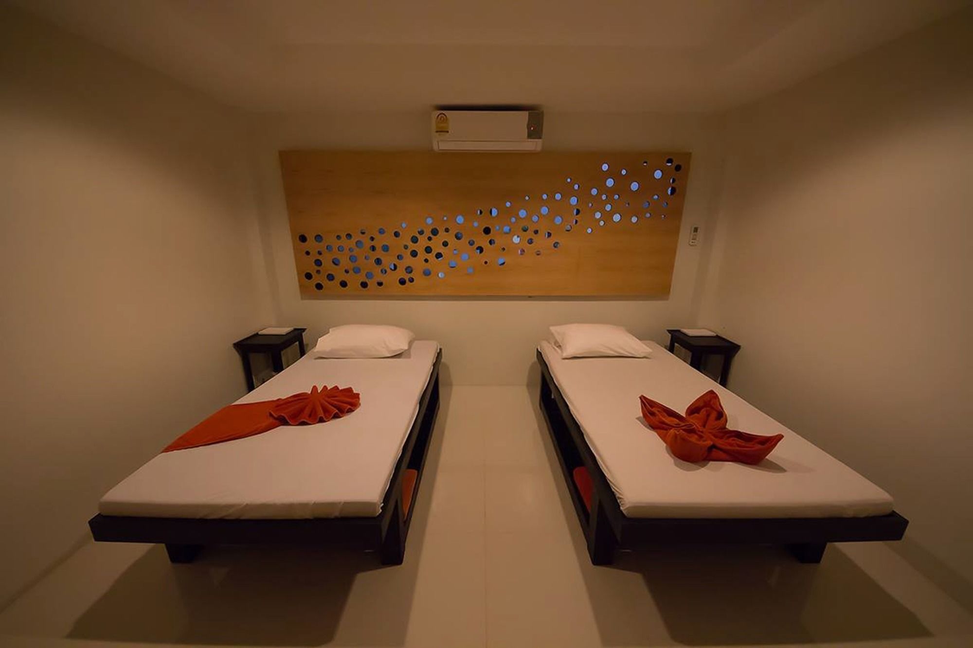 Фото Dragon River Avenue Hotel