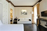 Гостиница Be One Art And Luxury Home во Флоренции