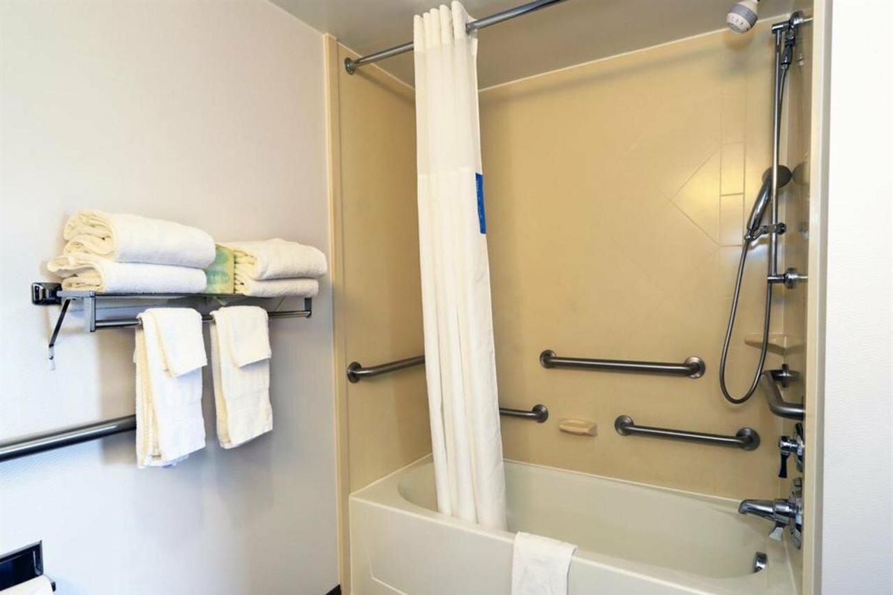 Фото Hampton Inn & Suites Lamar