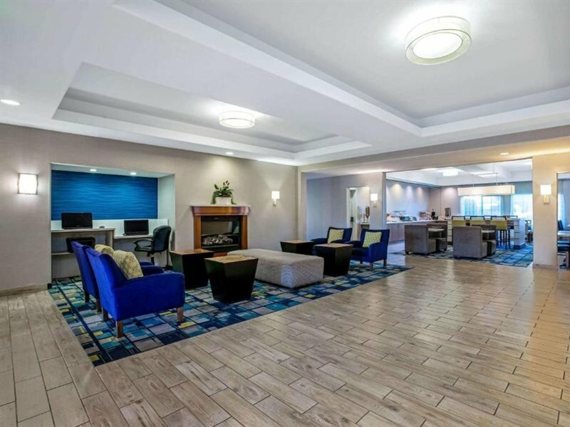 Фото La Quinta Inn & Suites by Wyndham Manteca - Ripon