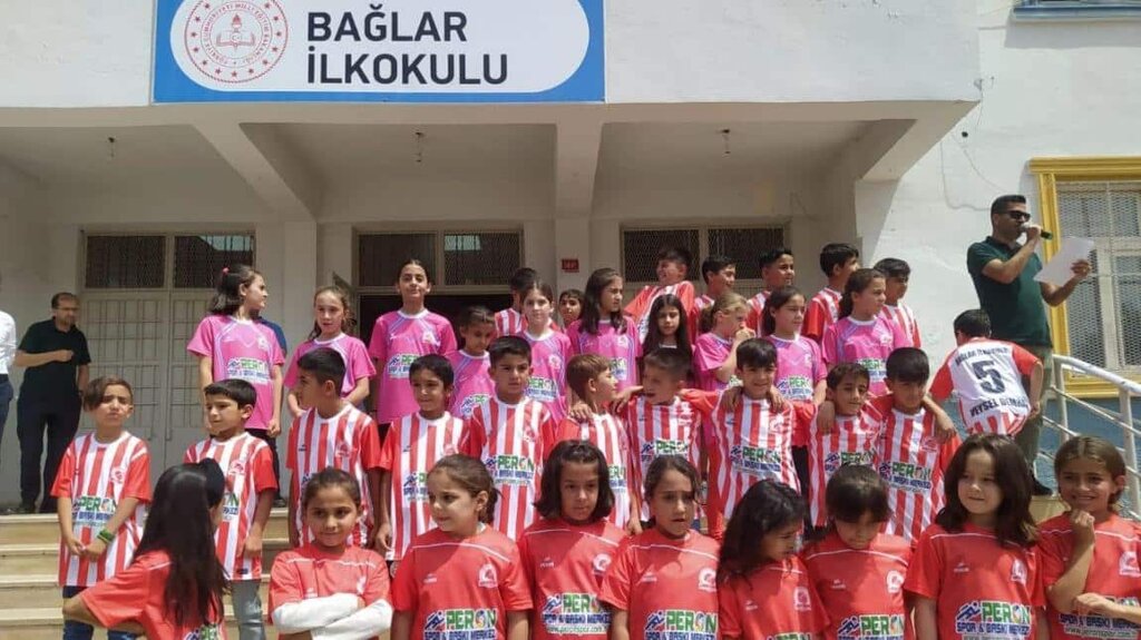 Primary school Baglar Primary School, Batman, photo