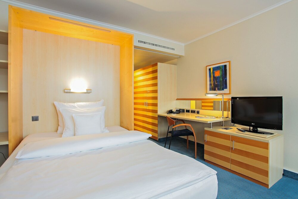 Фото Lindner Hotel Dom Residence