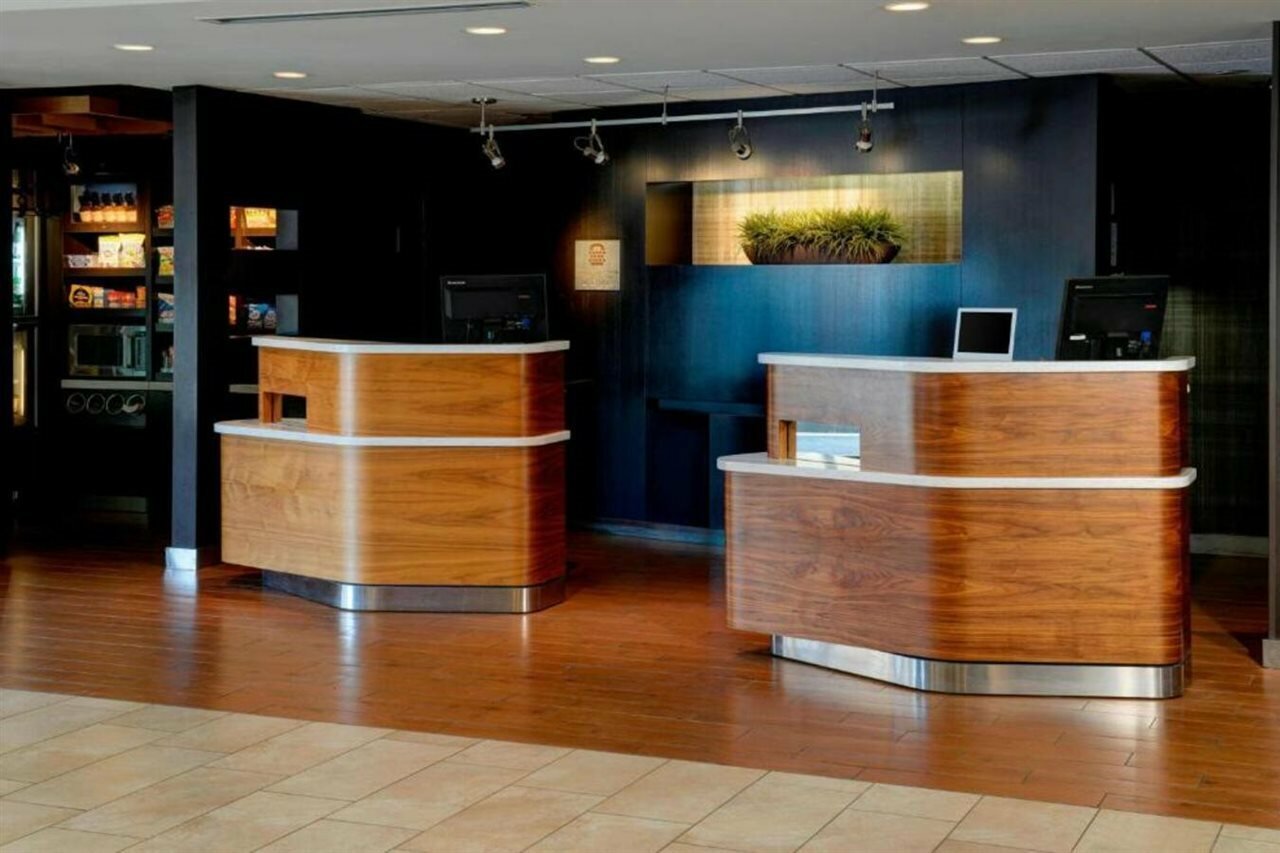 Фото Sonesta Select Kansas City South Overland Park